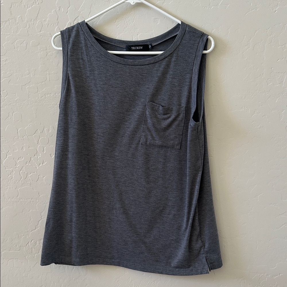 3 sleeveless tanks, gray, black, camel